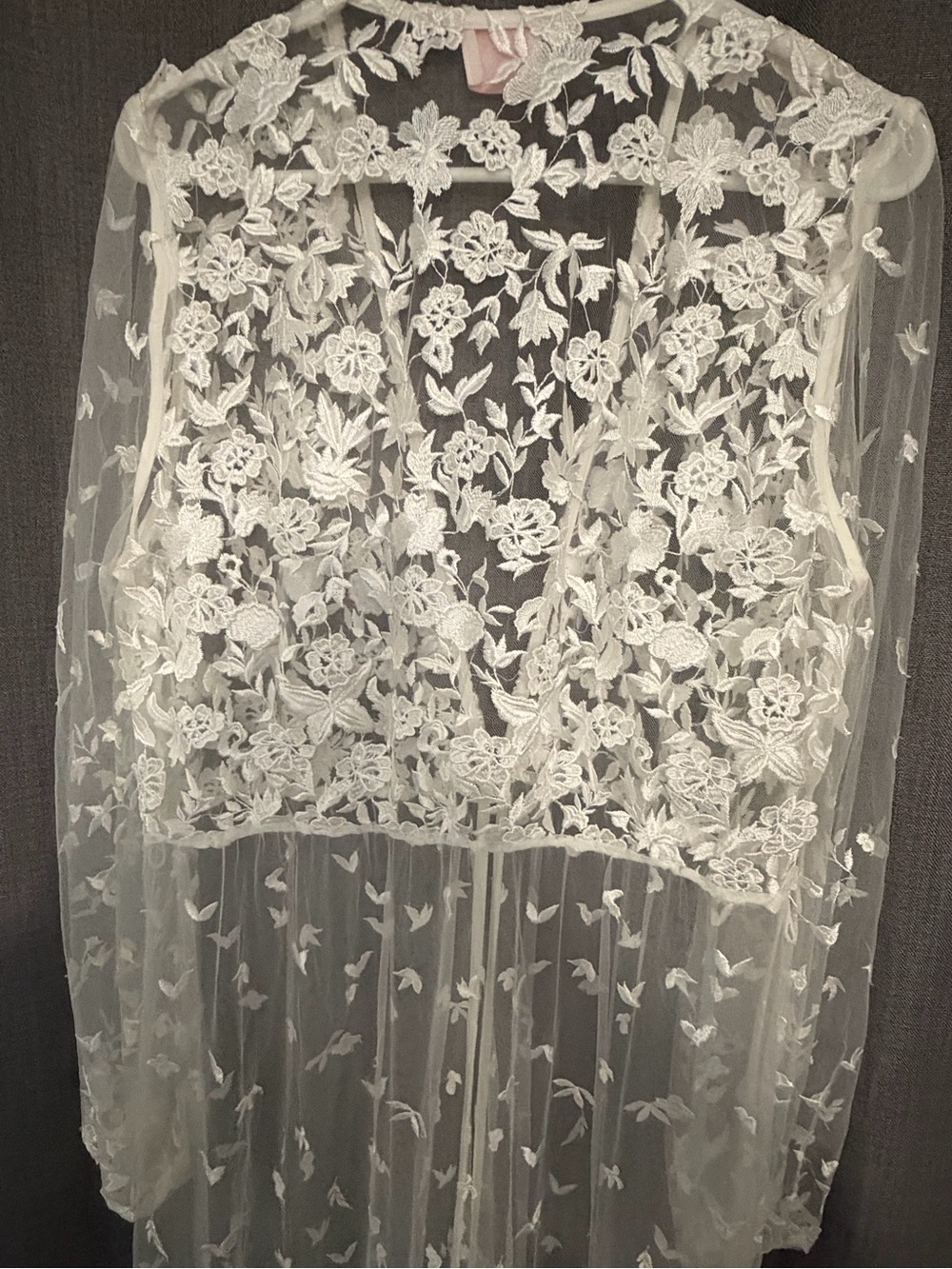 LE ROSE LACE MAXI BRIDAL ROBE - Picture 3 of 6